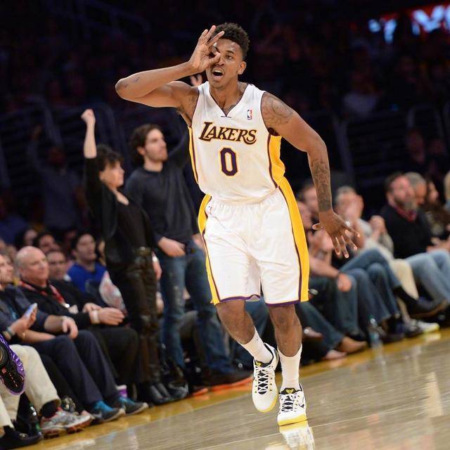 世体：巴萨为亚马尔制定了康复计划，希望其能在对切尔西时复出（世体：巴萨为亚马尔拟定复健方案，争取在对阵切尔西时复出）