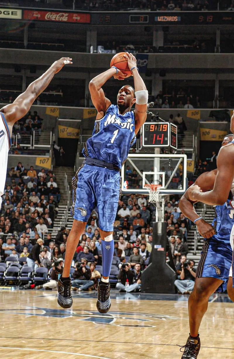 苏牙谈最喜欢的五球：踢诺维奇凌空斩，对马略卡脚后跟得分（苏牙评生涯五佳进球：对阵诺维奇凌空破门、面对马略卡脚后跟建功）