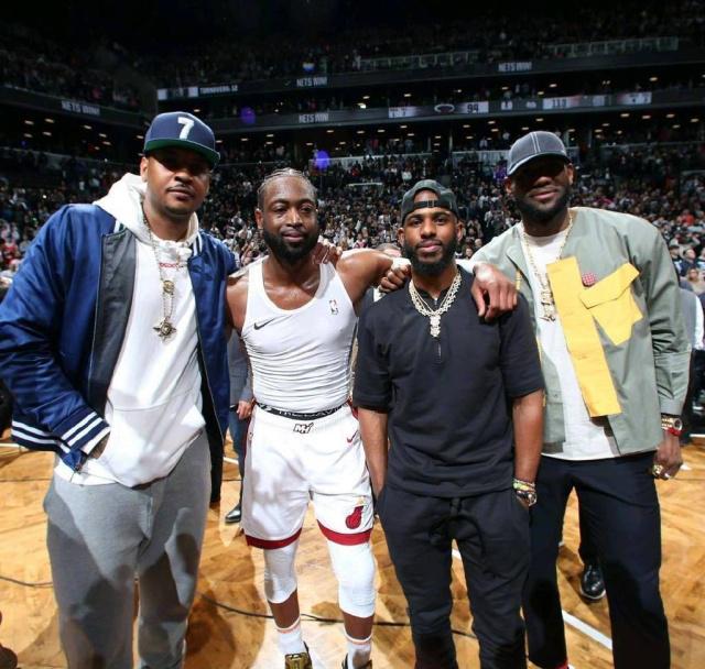 卡洛斯-奥古斯托：踢右路我也感觉良好，球队始终是第一位的（卡洛斯-奥古斯托：右路同样适应，球队利益至上）