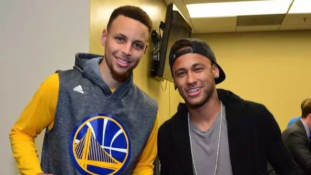 高票当选！孙兴慜世界波连续三年获得韩国足协年度最佳进球（孙兴慜世界波三连庄：高票斩获韩国足协年度最佳进球）